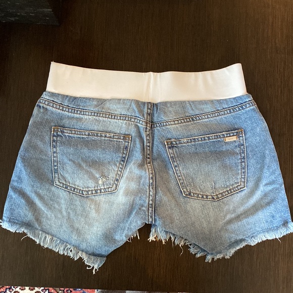 Maternity denim shorts by Ripe - Picture 2 of 12